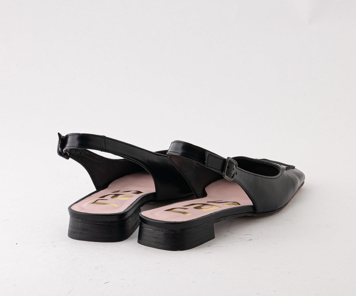 RAS SHOES SAMPLE - LIRIO 8120 BLACK LEATHER SLINGBACK