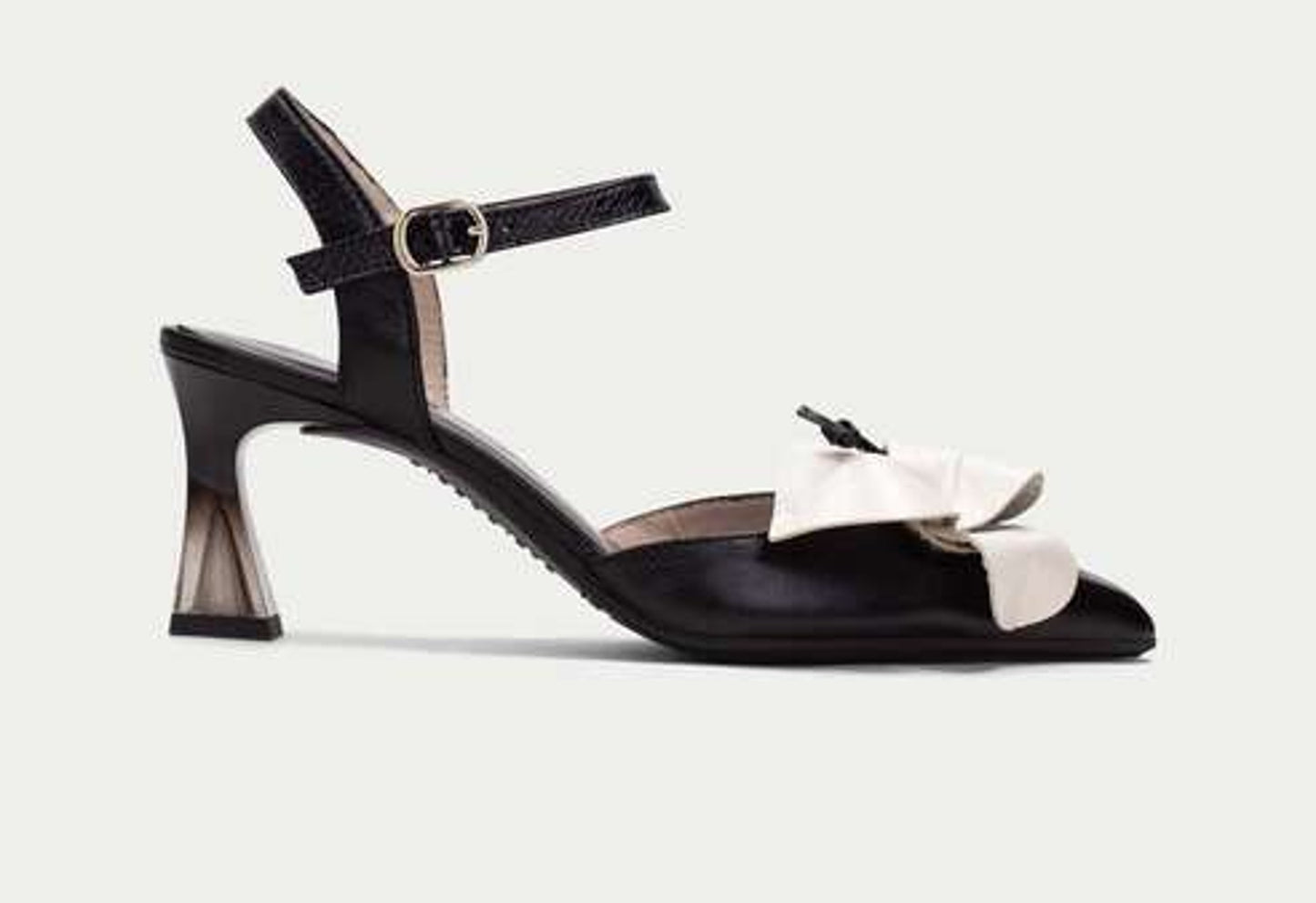 HISPANITAS DALIA HV232705 BLACK & WHITE HEELED SANDAL