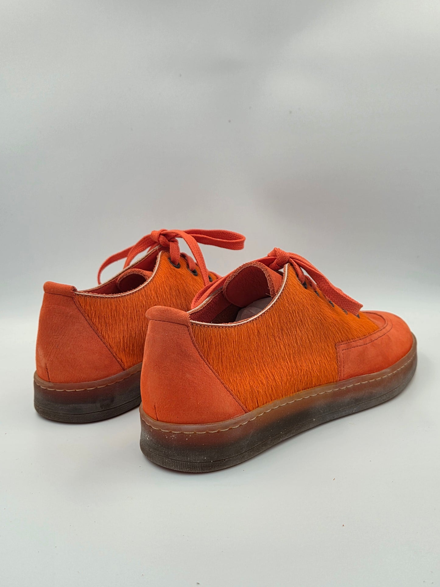 ARCHE SAMPLE - VANAME ORANGE COWHIDE SNEAKER
