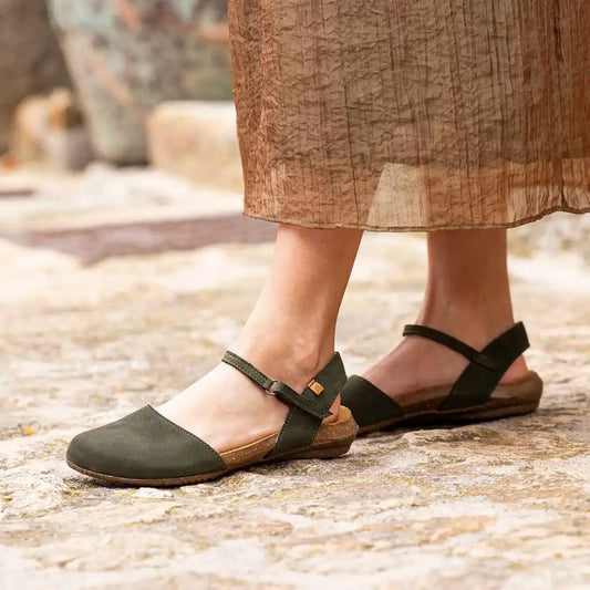 EL NATURALISTA WAKATAUA N412 KHAKI NUBUCK SANDALS