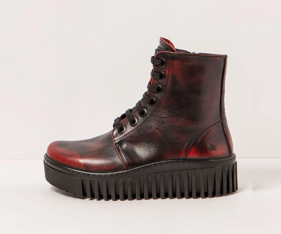 BRIGHTON 1517 RED VINTAGE LEATHER BOOTS