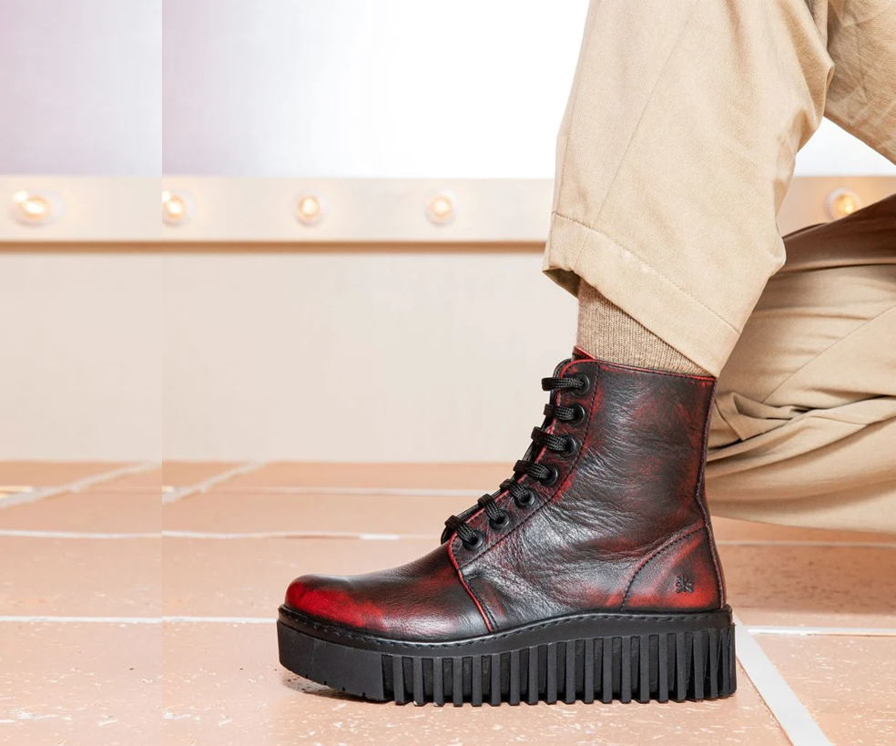 BRIGHTON 1517 RED VINTAGE LEATHER BOOTS