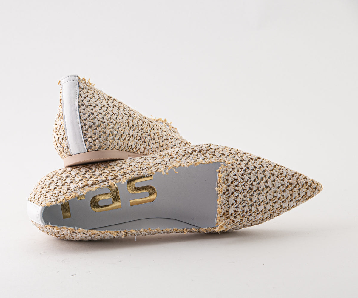 ICONICA 8019 CREAM TEXTURED BALLERINA