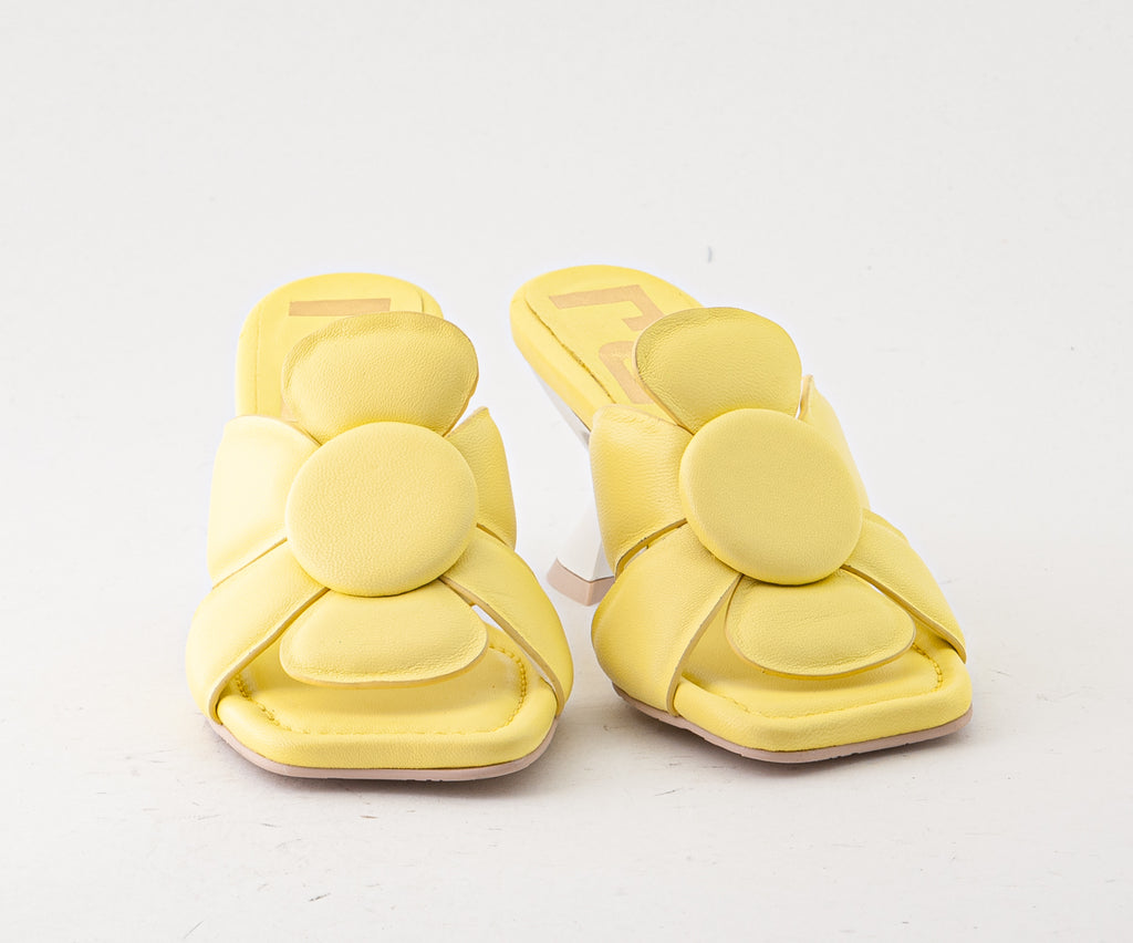 BICE 8132 YELLOW HEELED MULE