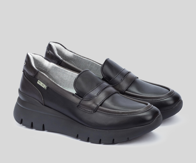 ASTURIAS W9C-3882 BLACK LEATHER LOAFERS