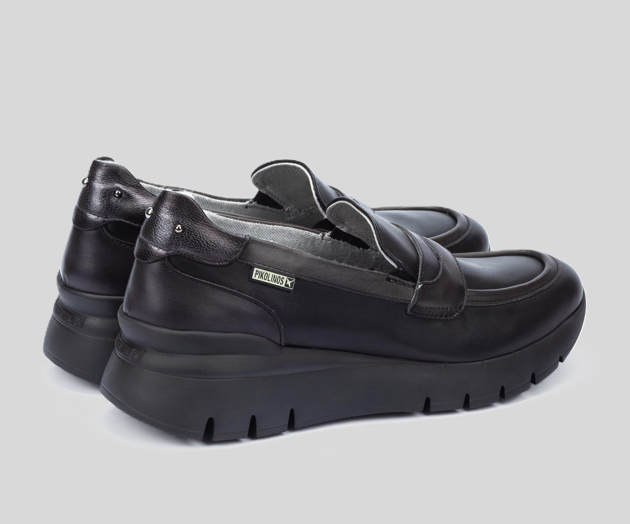 ASTURIAS W9C-3882 BLACK LEATHER LOAFERS
