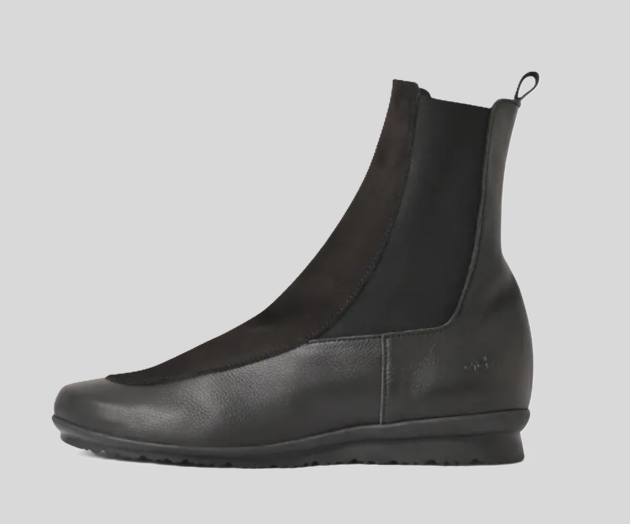 BARLYN BLACK ELASTICATED ANKLE BOOT