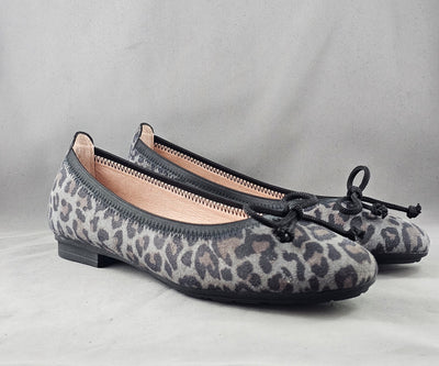 BASIL HI253731 GREY LEOPARD PRINT BALLERINA