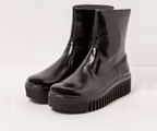BRIGHTON 1531 PATENT BLACK BOOTS
