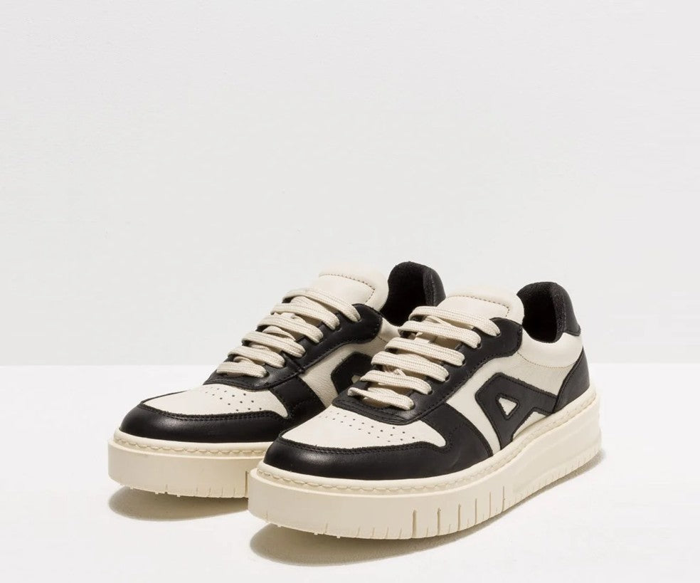 BELLEVILLE 1777 BLACK & CREAM SNEAKER