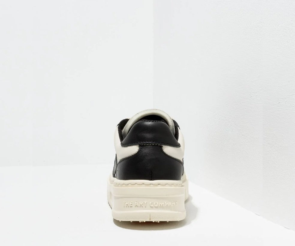 BELLEVILLE 1777 BLACK & CREAM SNEAKER