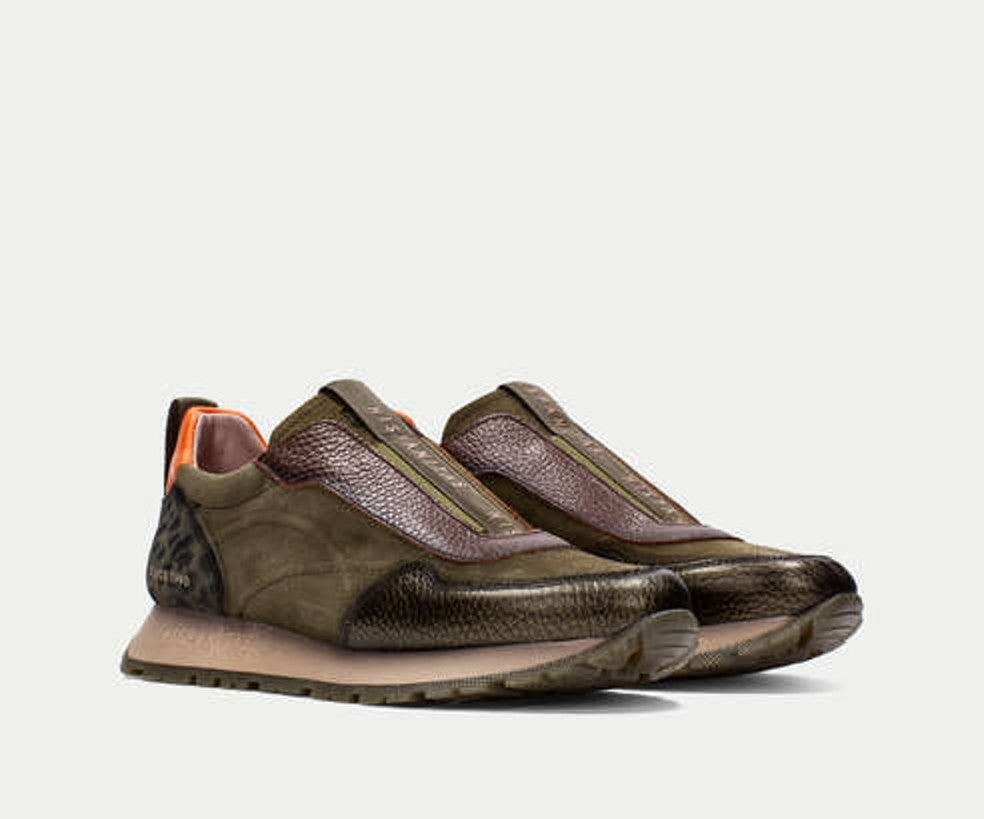 KANSAS CHI254311 KHAKI SLIP ON SNEAKER