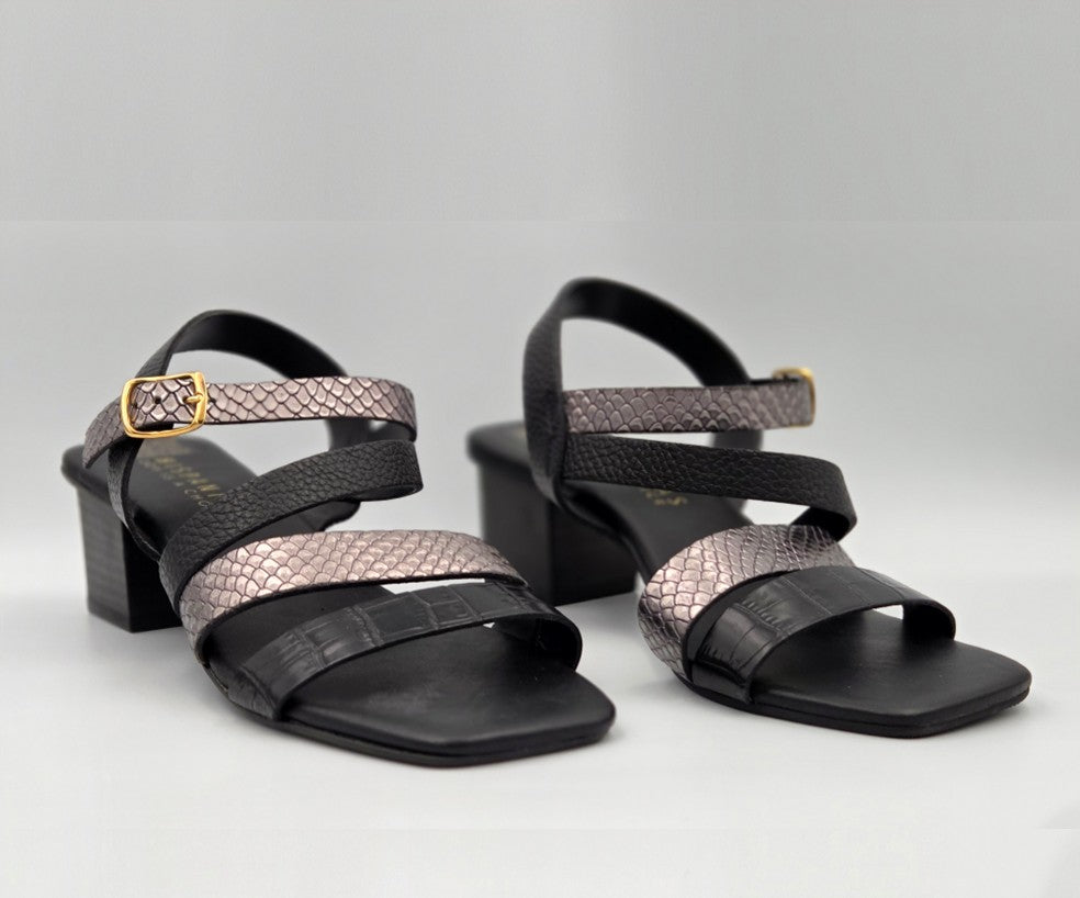 CHV21130 BLACK & SILVER HEELED SANDAL