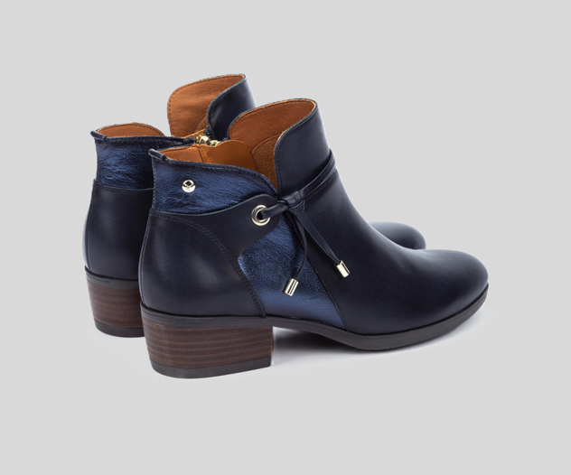 PIKOLINOS SAMPLE - DAROCA W1U-8505 BLUE LEATHER ANKLE BOOTS