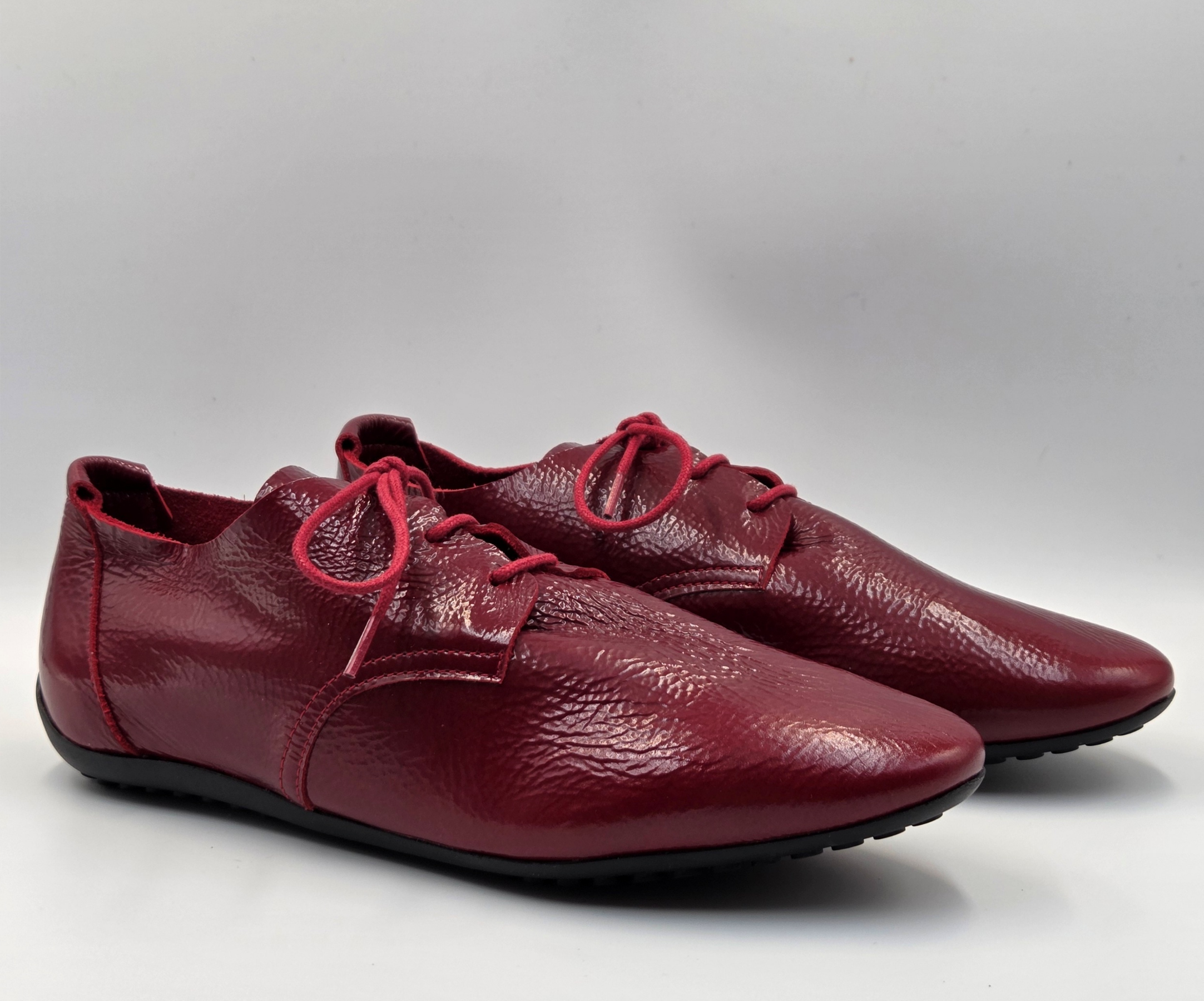 FANYEL CHERRY RED DERBIE