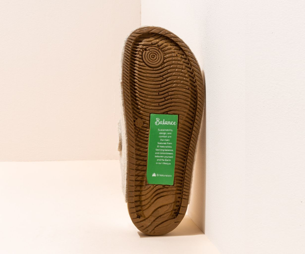 HOME NA70 CREAM WOOL SLIPPERS