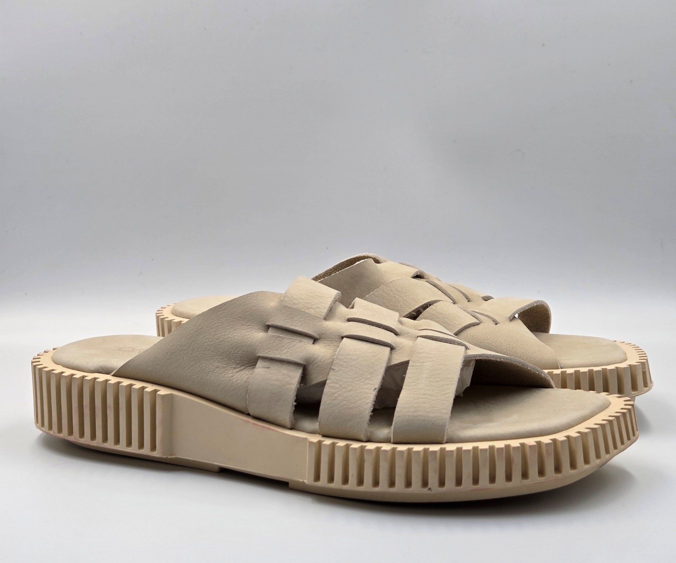 IXESSE CREAM SUMMER SLIDE