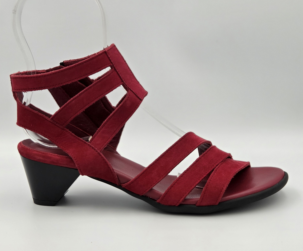 IZIAIS BURGUNDY HEELED LEATHER SANDAL