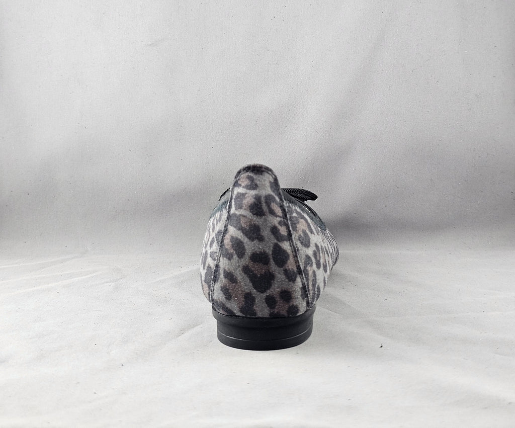 BASIL HI253731 GREY LEOPARD PRINT BALLERINA