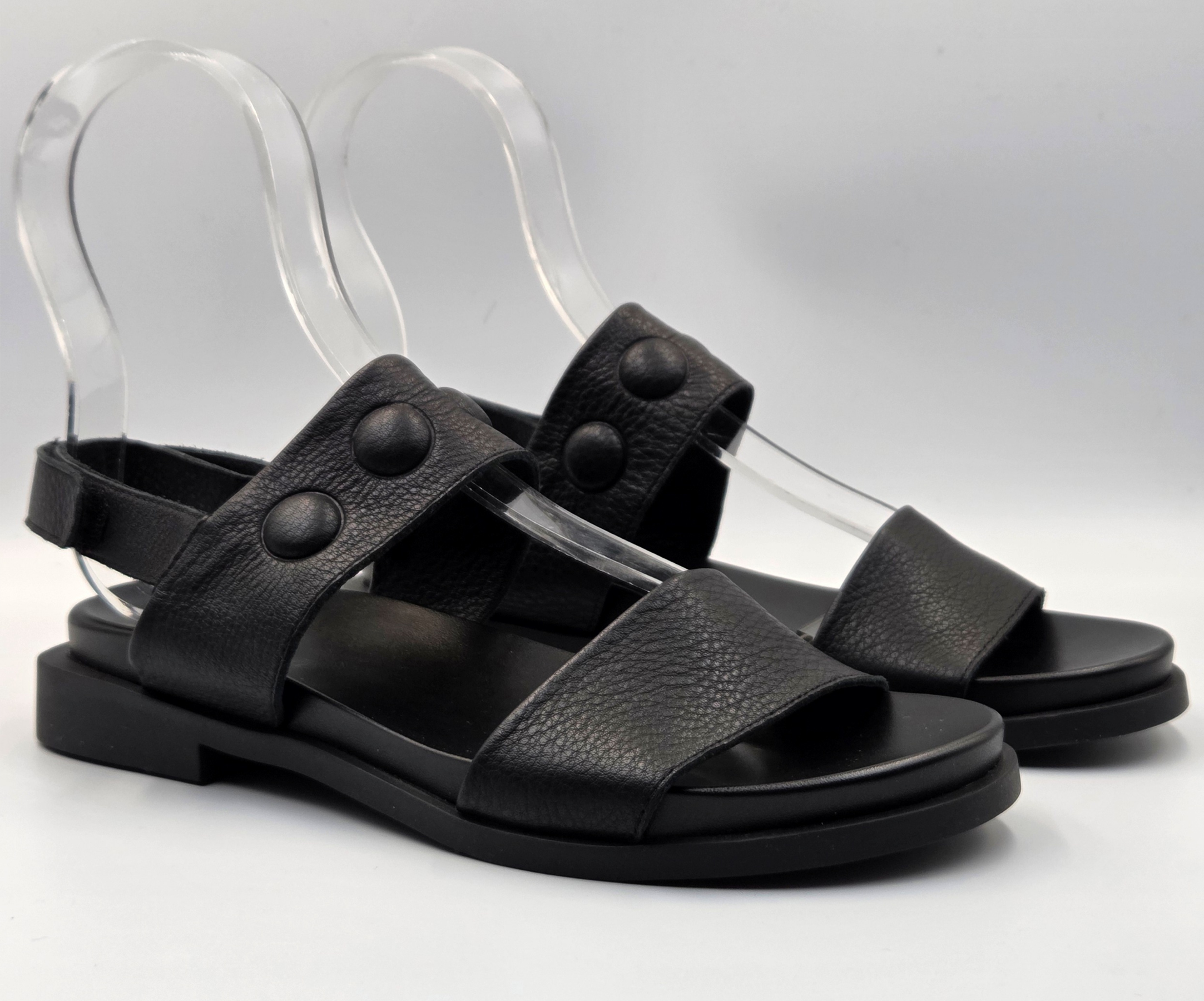 MAKBOW BLACK FLAT SANDAL