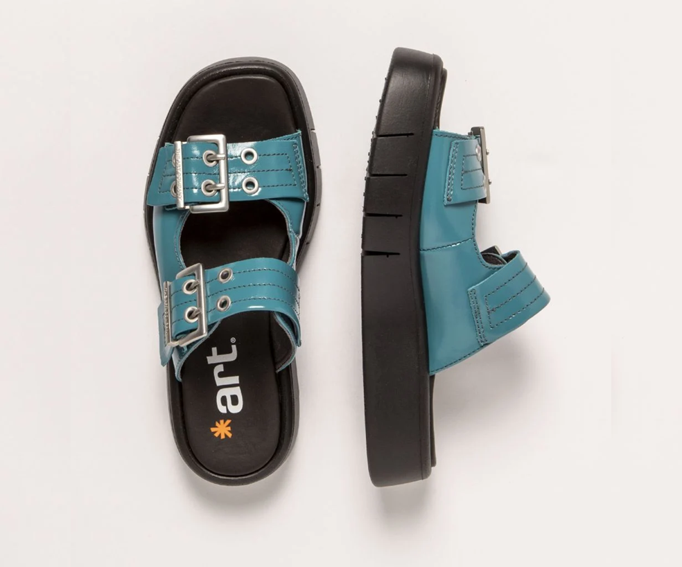 MALAGA 1858 TURQUOISE PATENT SLIDE