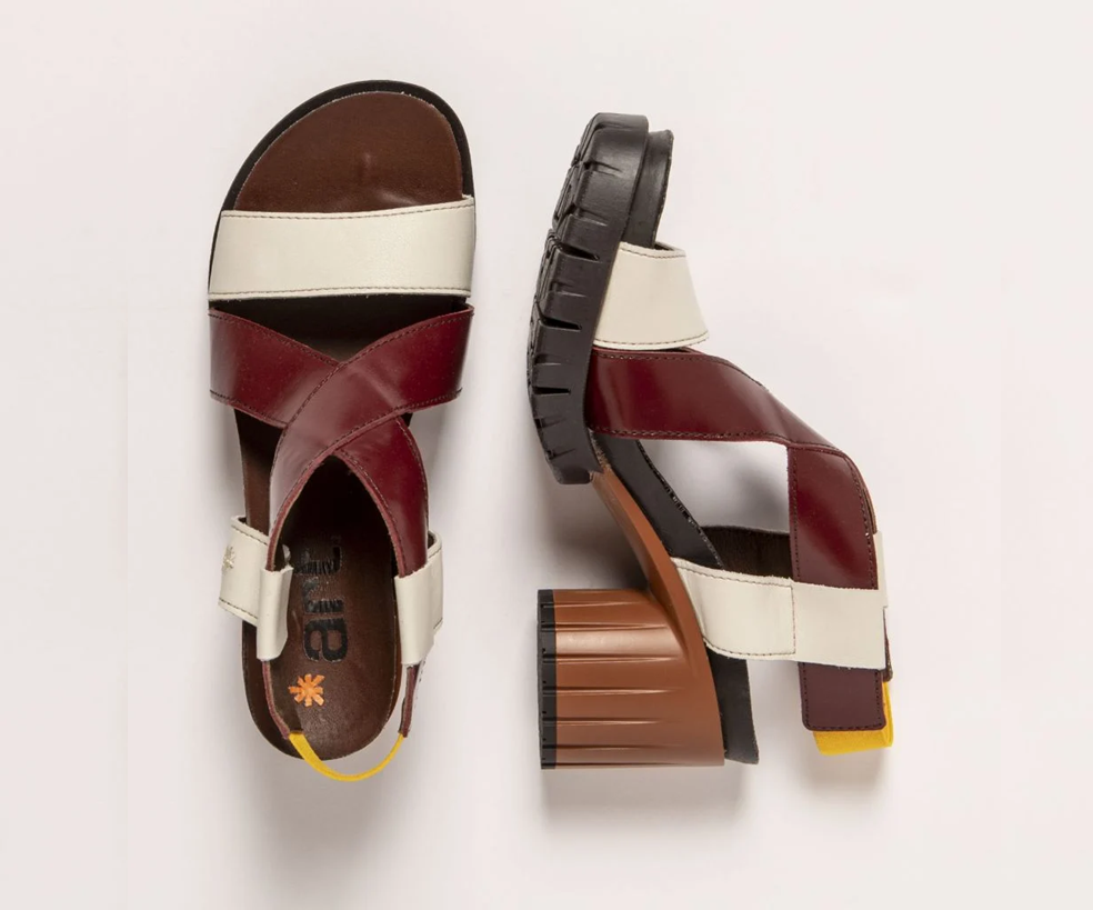 MALIBU 1921 CREAM & BURGUNDY HEEL