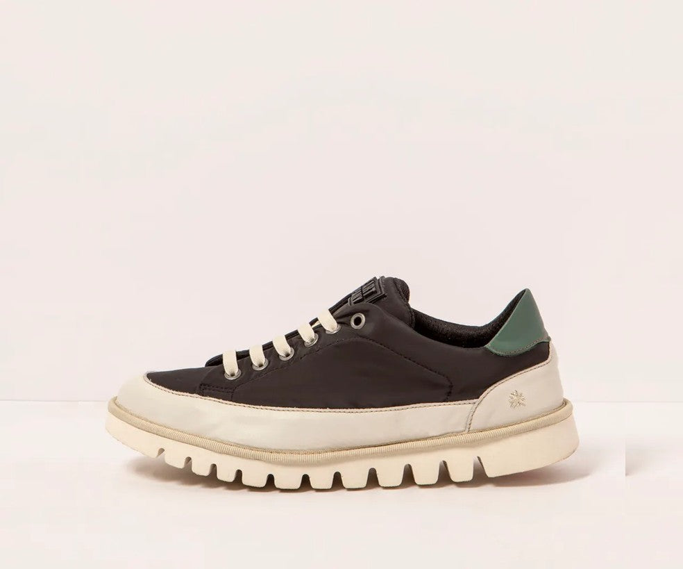 ONTARIO 1596 BLACK NYLON SNEAKER