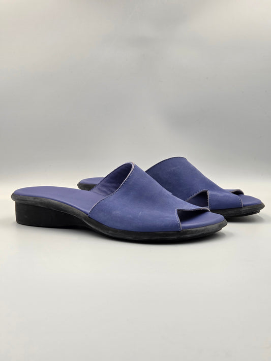 ARCHE SAMPLE - SALINA LIGHT BLUE SLIP ON