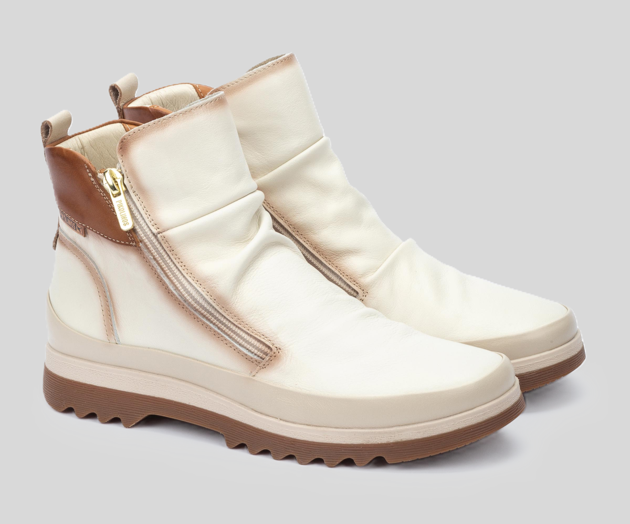 PIKOLINOS SAMPLE - VIGO W3W-8888 CREAM LEATHER WEEKEND BOOTS
