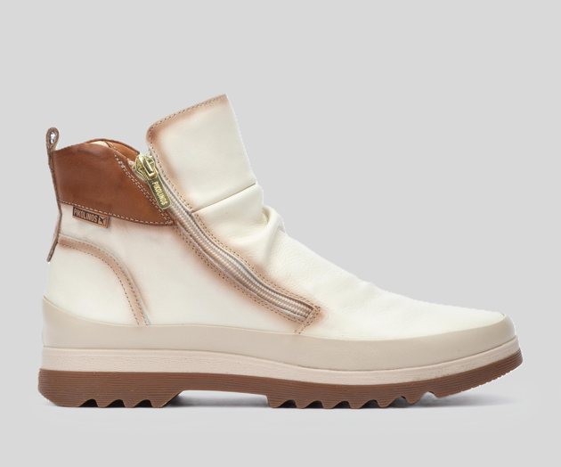 PIKOLINOS SAMPLE - VIGO W3W-8888 CREAM LEATHER WEEKEND BOOTS