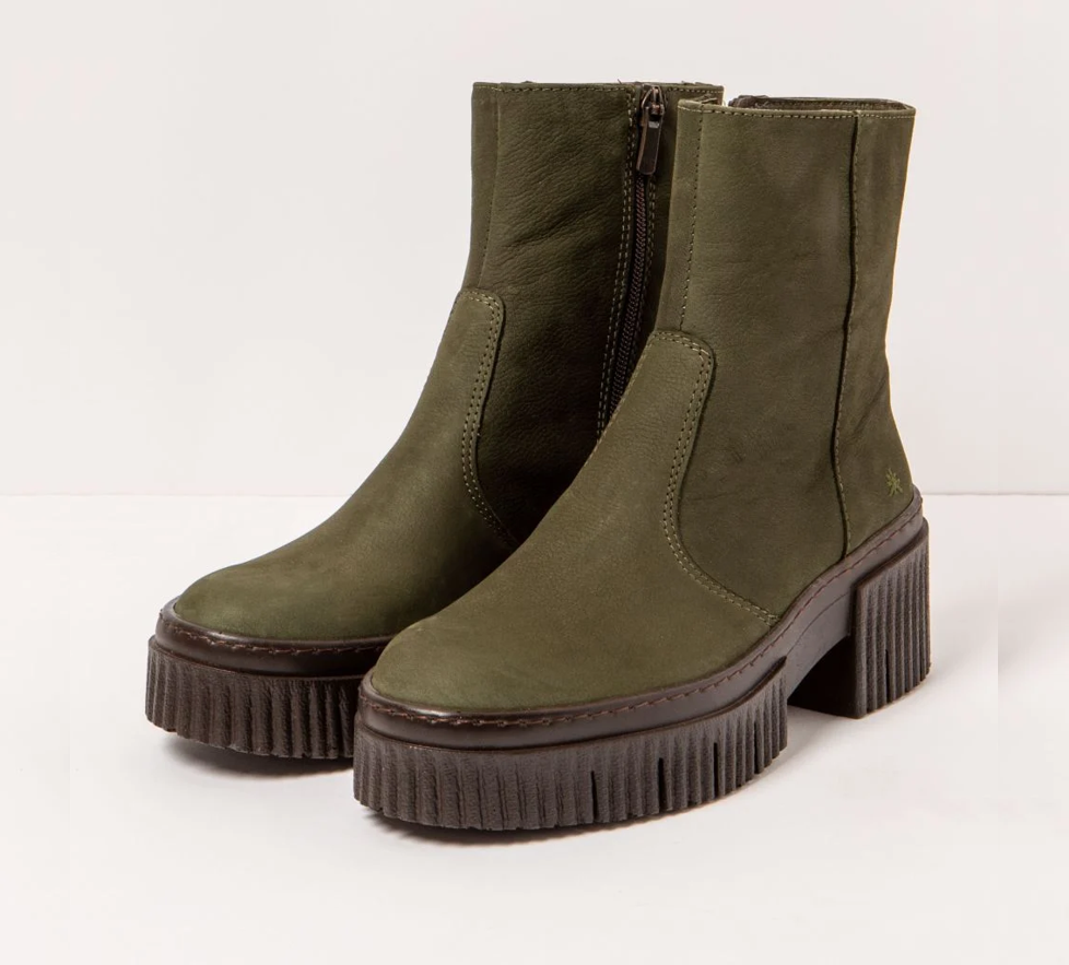 YORK 1374 KHAKI NUBUCK ANKLE BOOTS